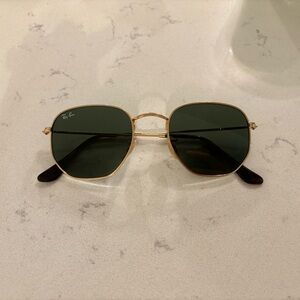 Ray-Ban Gold Frame Sunglasses with Dark Green Lenses